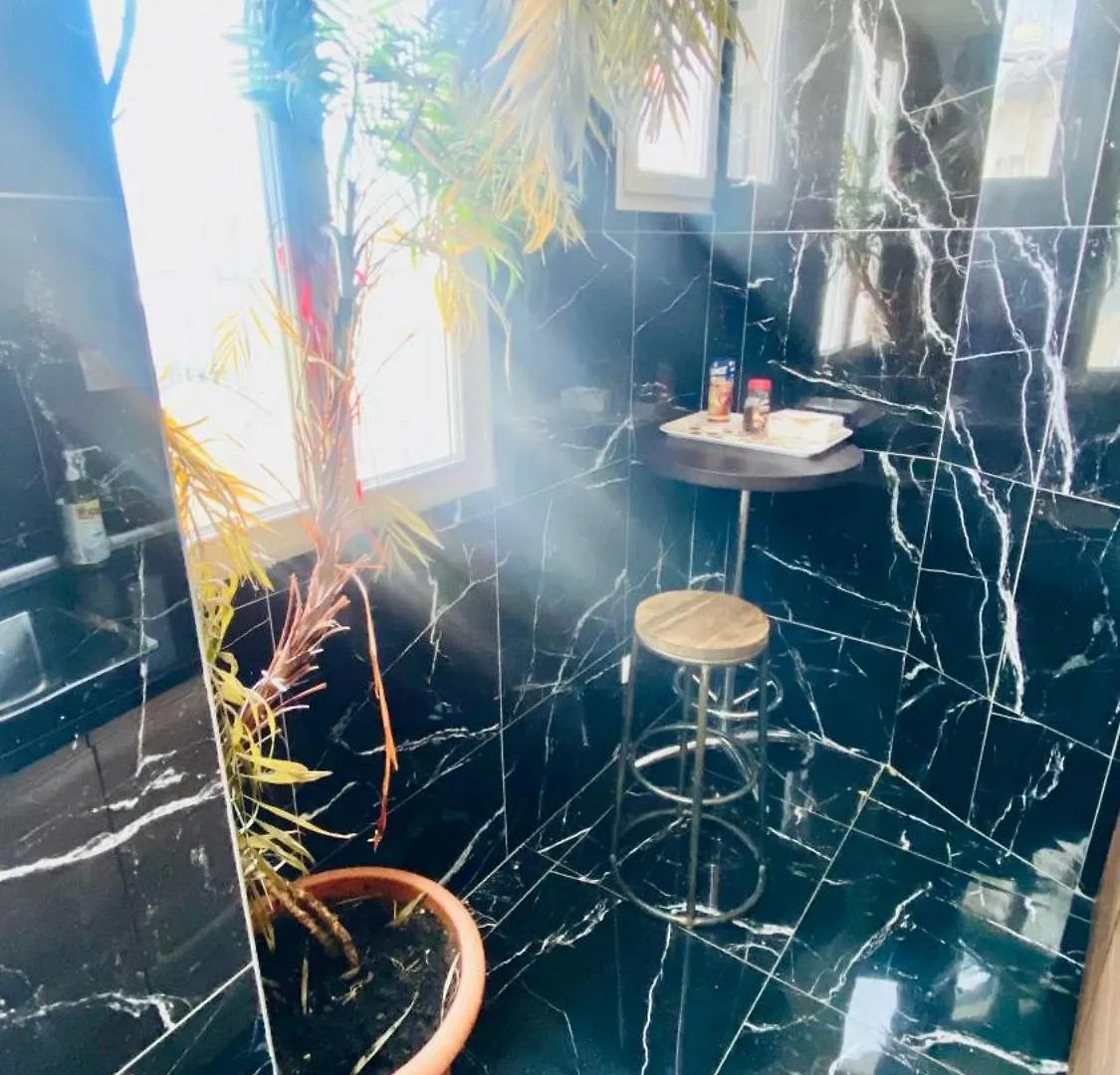 Fahime Apartament